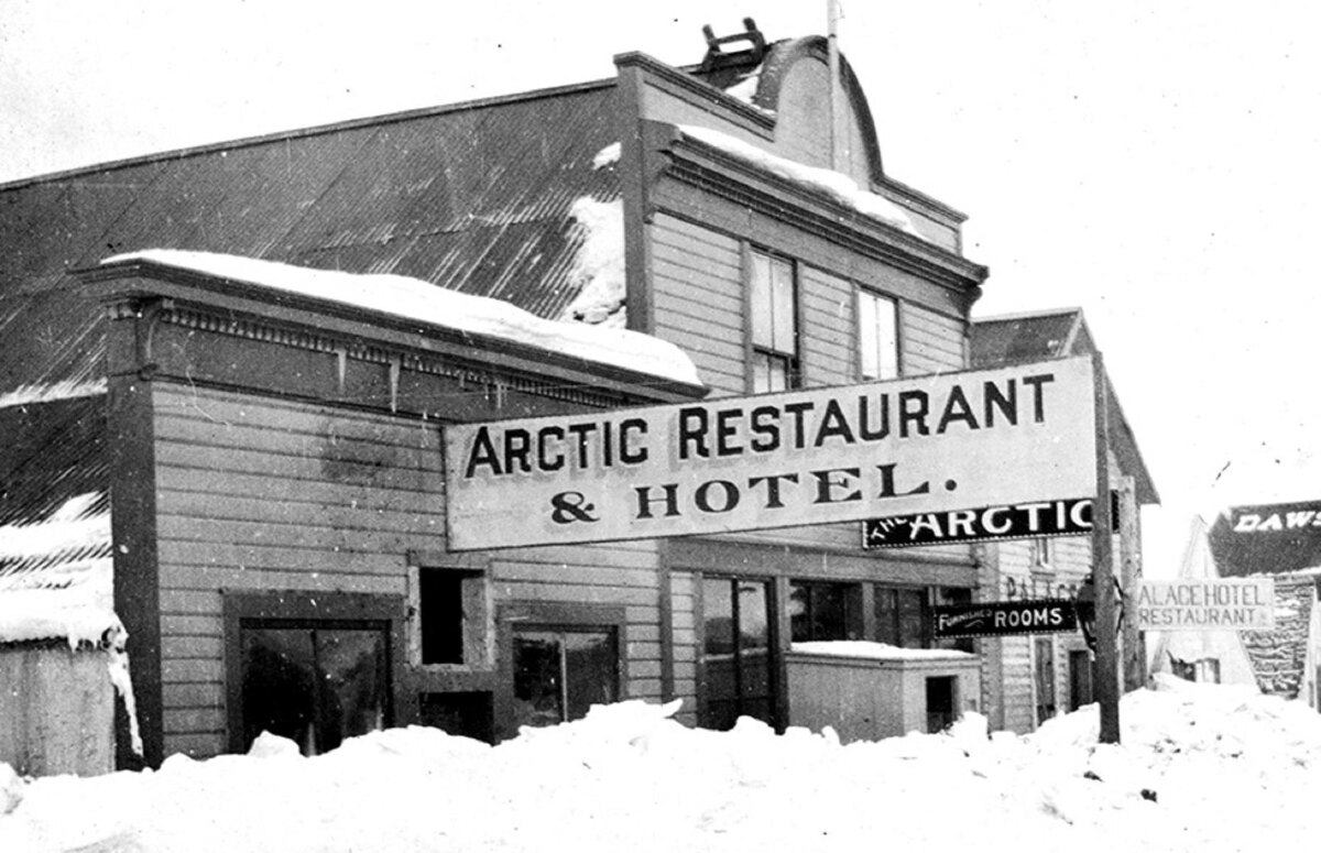 Arctic Restaurant & Hotel