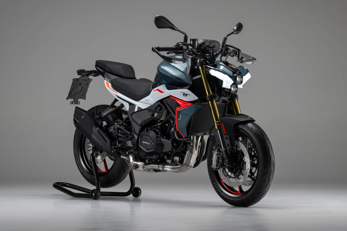 Benelli Tornado Naked Twin 550
