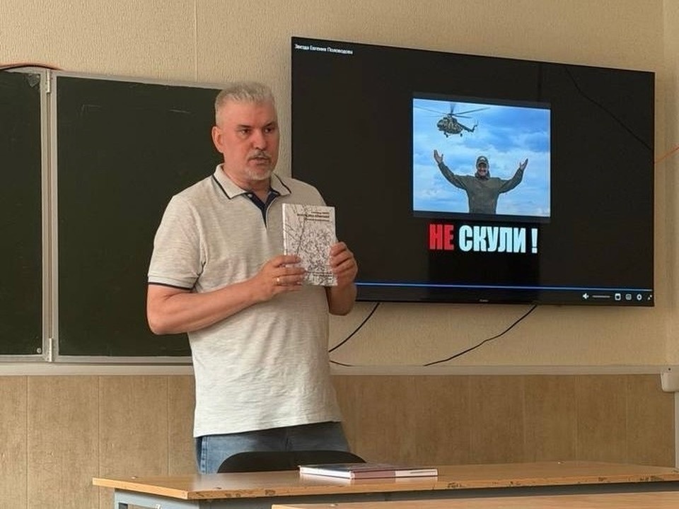   Юлия ХОПИНА