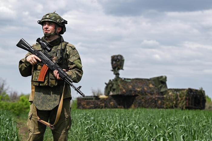 Армия России создаёт буферную зону у Белгородской области. Обложка © РИА Новости / Сергей Бобылев