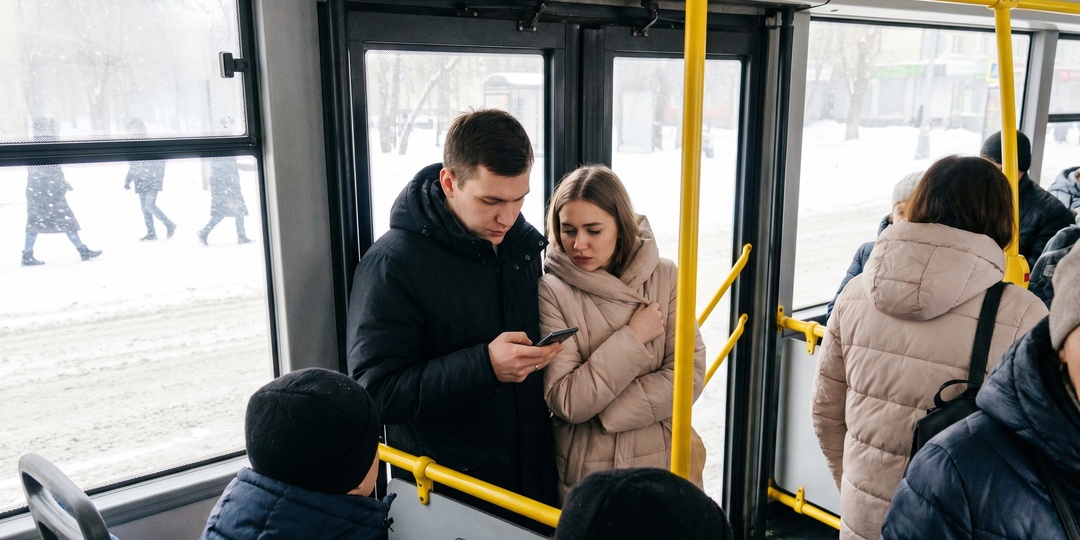Три года мать платила счета сына, пока не увидела их покупку
