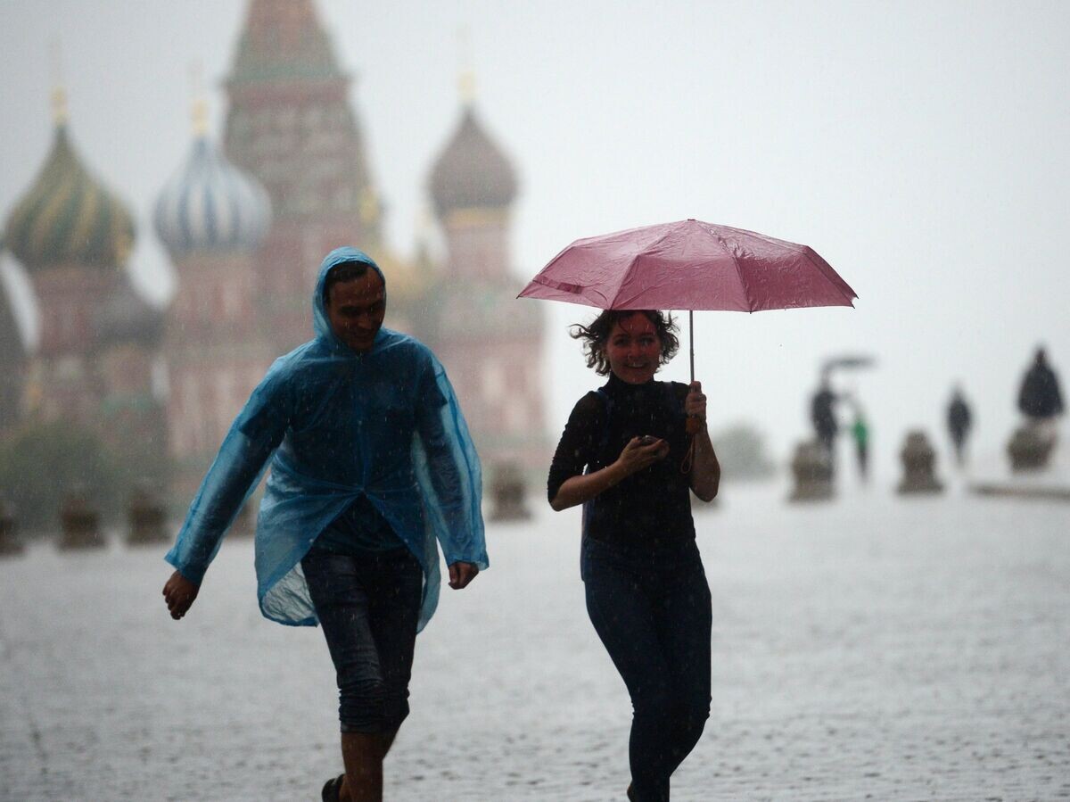    Дождь в Москве | © РИА Новости / Кирилл Каллиников