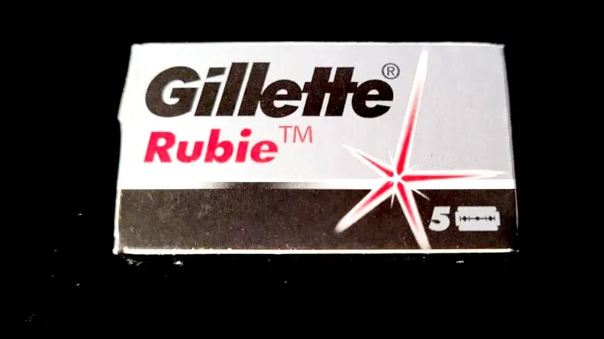   Фото 1. Пачка Gillette Rubie за 190 рублей
