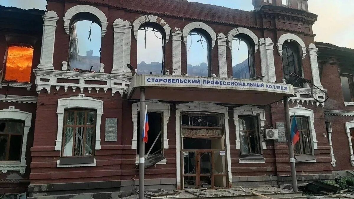 ВСУ атаковал колледж в Старобельске ЛНР
© Photo : Телеграм-канал посла по особым поручениям МИД РФ Родиона Мирошника