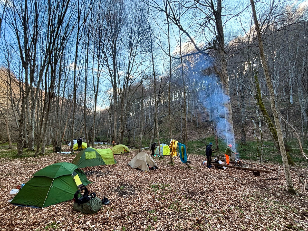 Первая ночёвка в крымском лесу