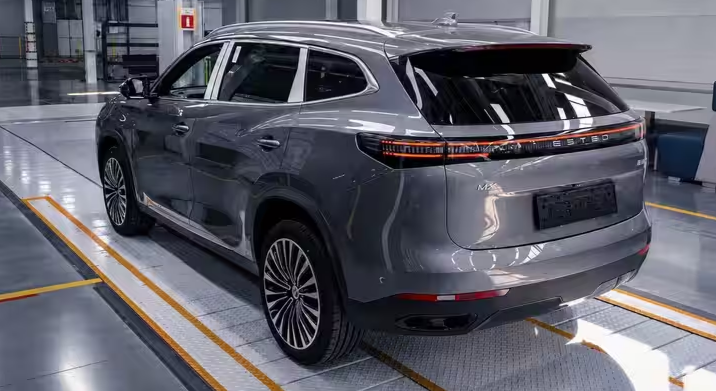 Мотор 2,0 л, АКПП, 4WD, просвет 210 мм. В Петербурге стартовал выпуск кроссовера Esteo MX