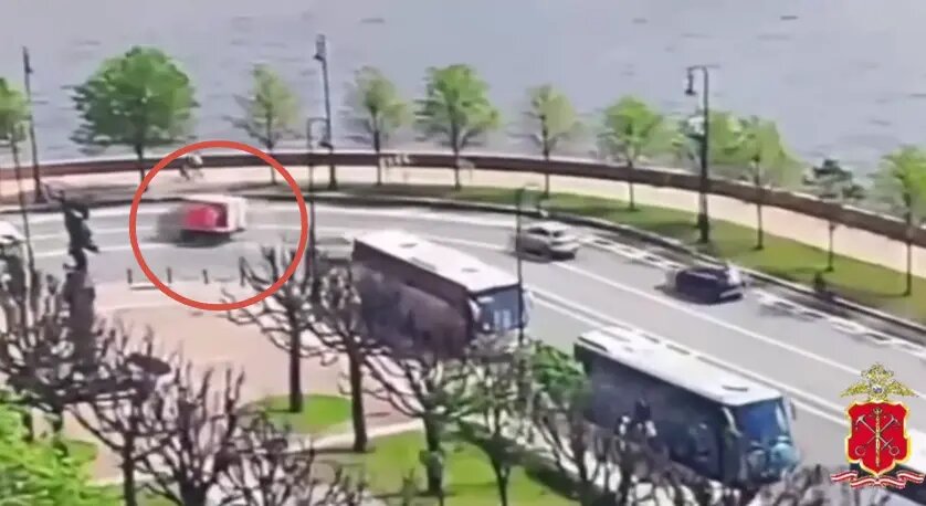    Фото: скриншот видео пресс-служба ГУ МВД России по Петербургу и Ленобласти