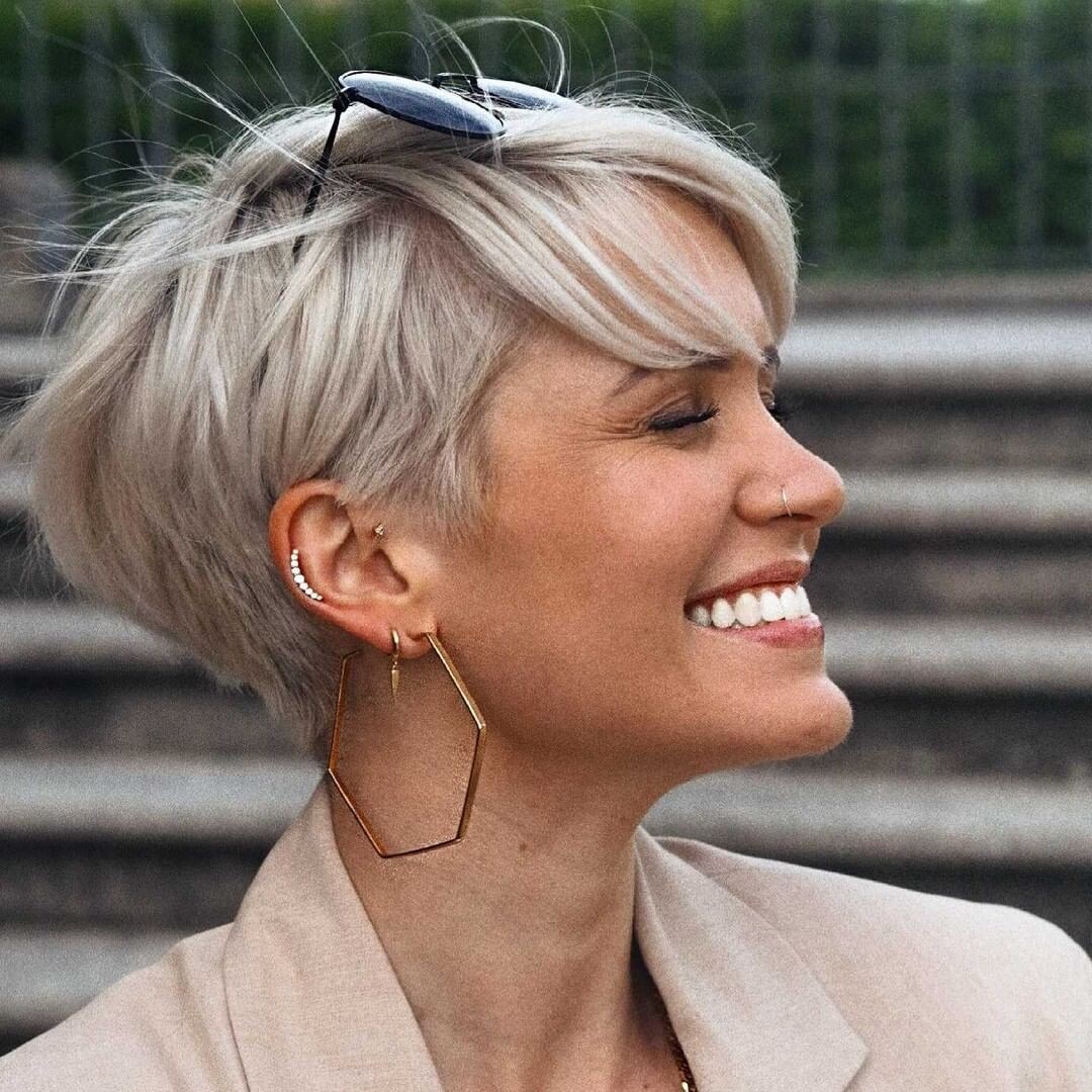 https://www.instagram.com/foreverpixie/