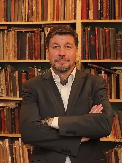 Сергей Арно