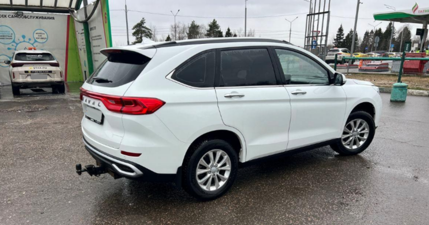 Выставил Haval M6 на продажу, продавал полгода. За сколько продал и какая машина следующая?