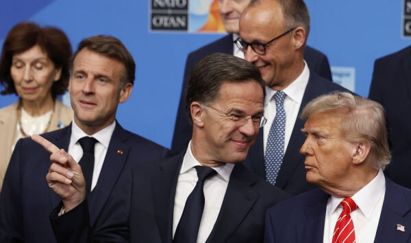 © AP Photo / Geert Vanden Wijngaert