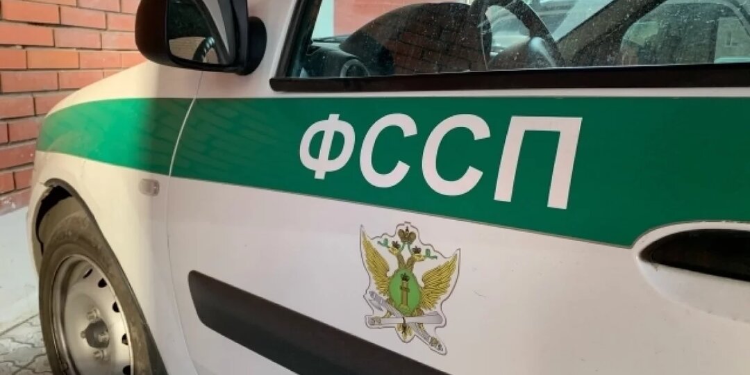 Смоленские приставы помогли урегулировать соседский спор из-за гаража