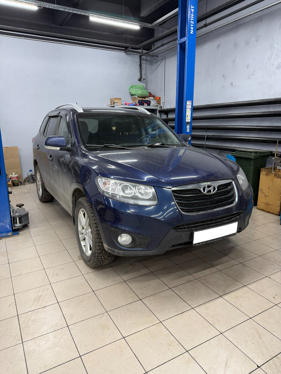 Hyundai Santa Fe 2011 2.4 G4KE в цехе после приема