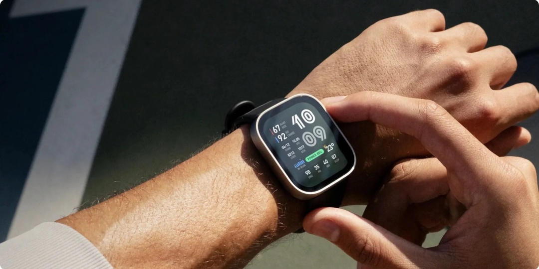 Amazfit Bip Max: 3000 нит яркости и 20 дней автономности за 10 тысяч рублей