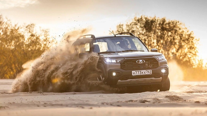    На фото: обновлённый внедорожник Lada Niva Travel