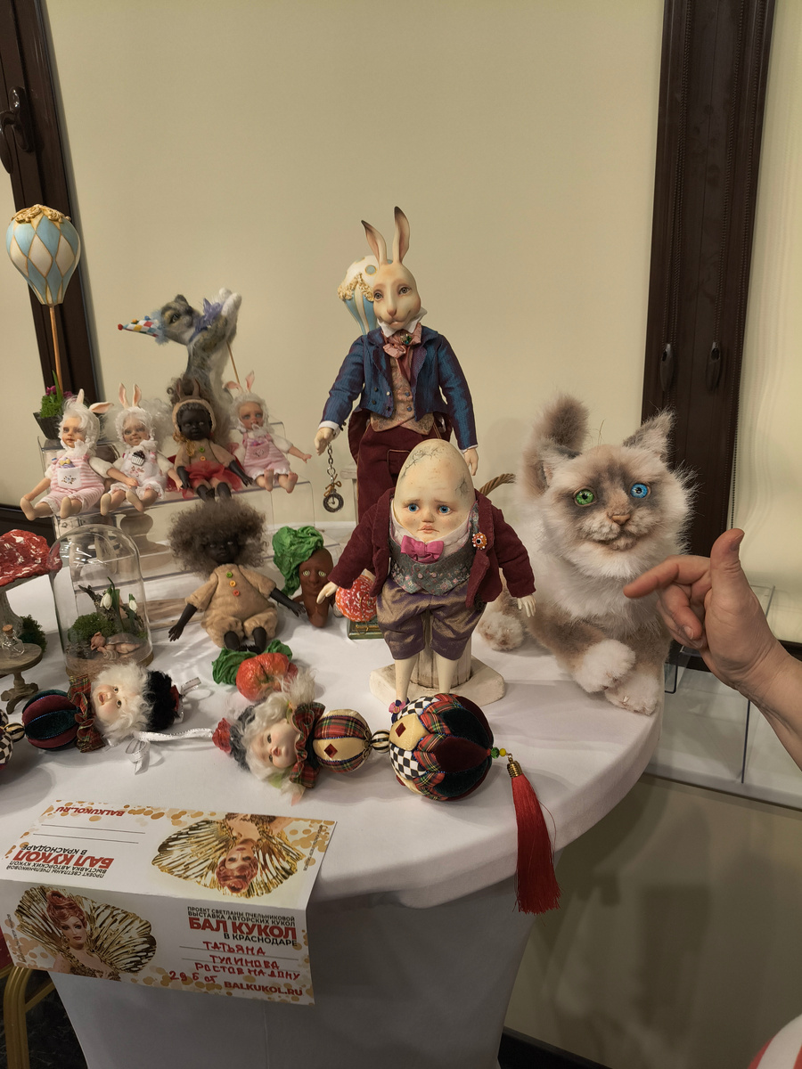 Кот будто живой. Фото автора. 