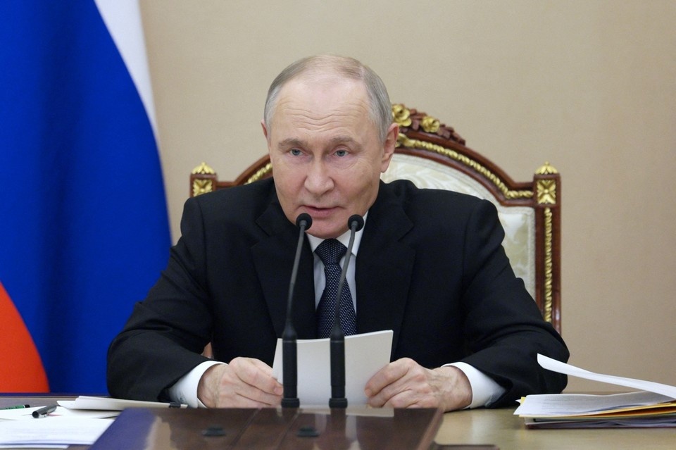    Путин назвал удар по Старобельску террористической атакой киевской хунты REUTERS