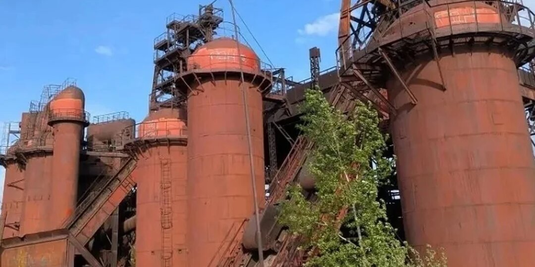 В Нижнем Тагиле вандалы испортили объект культурного наследия на территории музея-завода