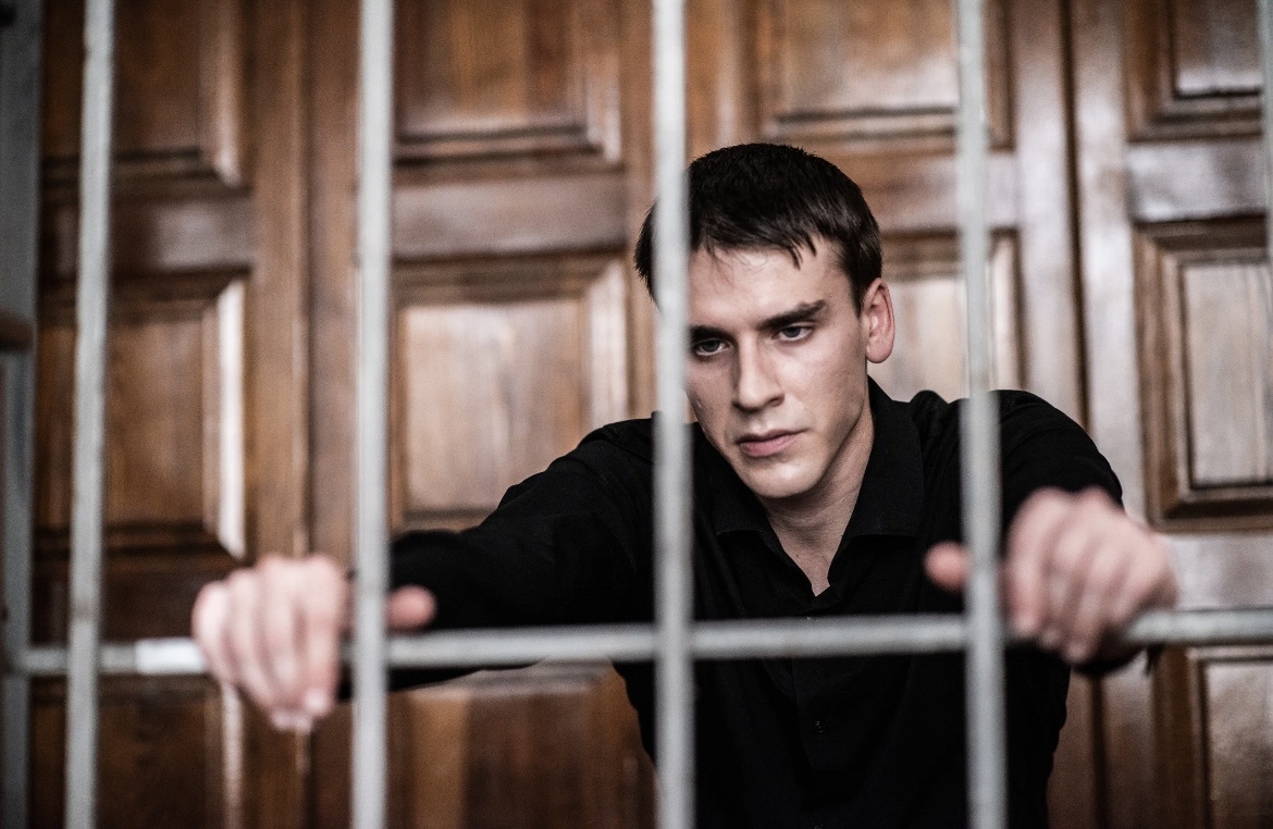 Кирилл Русин. Кадр из сериала «Приговор».