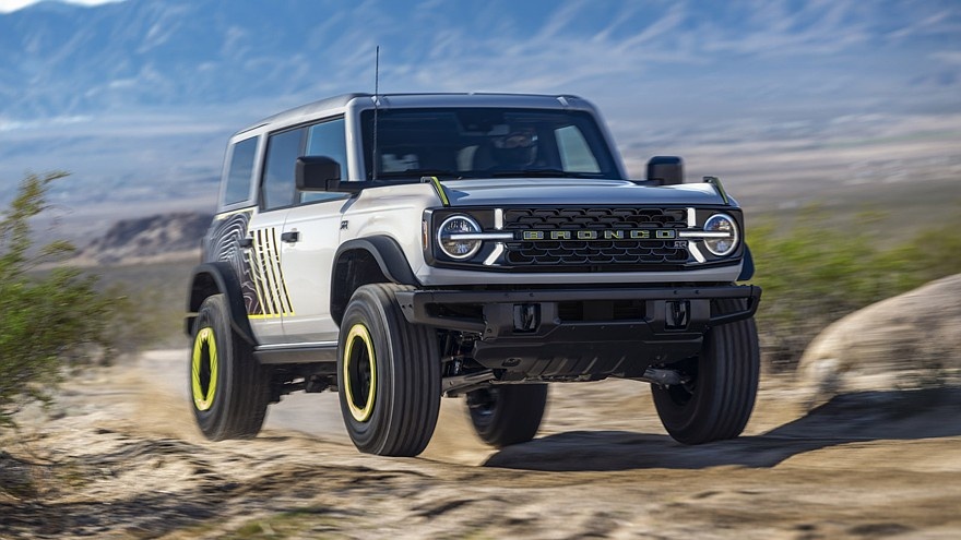    На фото: Ford Bronco RTR (для американского рынка)