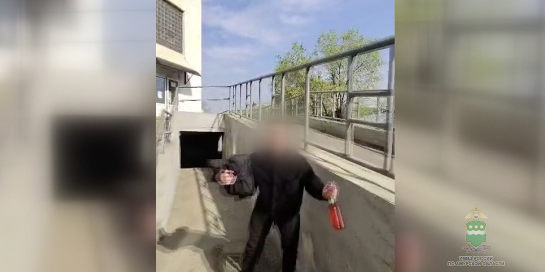 Пенсионерку ограбили средь бела дня в Благовещенске