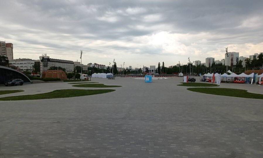 В Перми из-за беспилотной опасности приостановили полумарафон в центре города