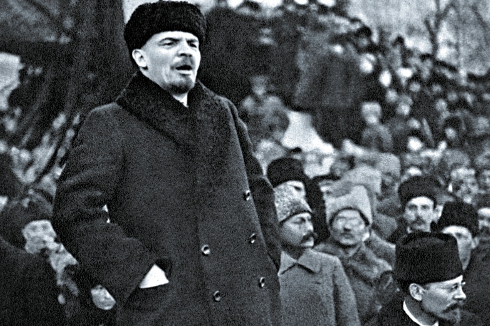 Вождь мирового пролетариата В. И. Ленин.
