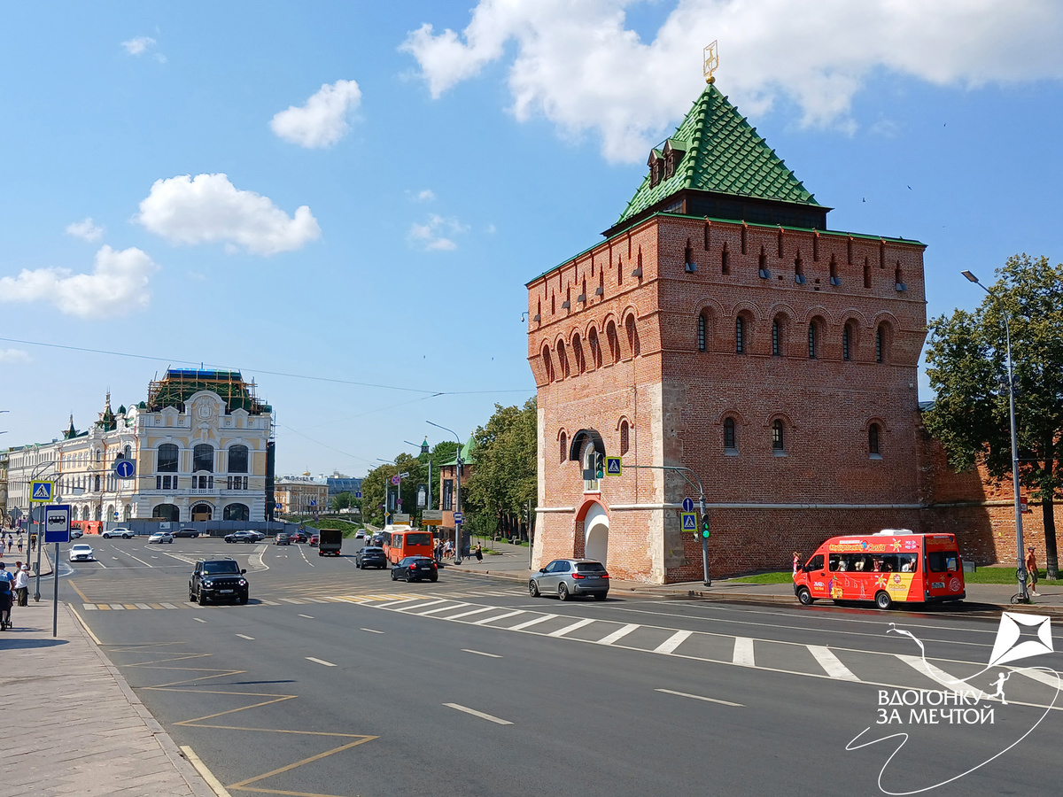 Дмитриевская башня кремля