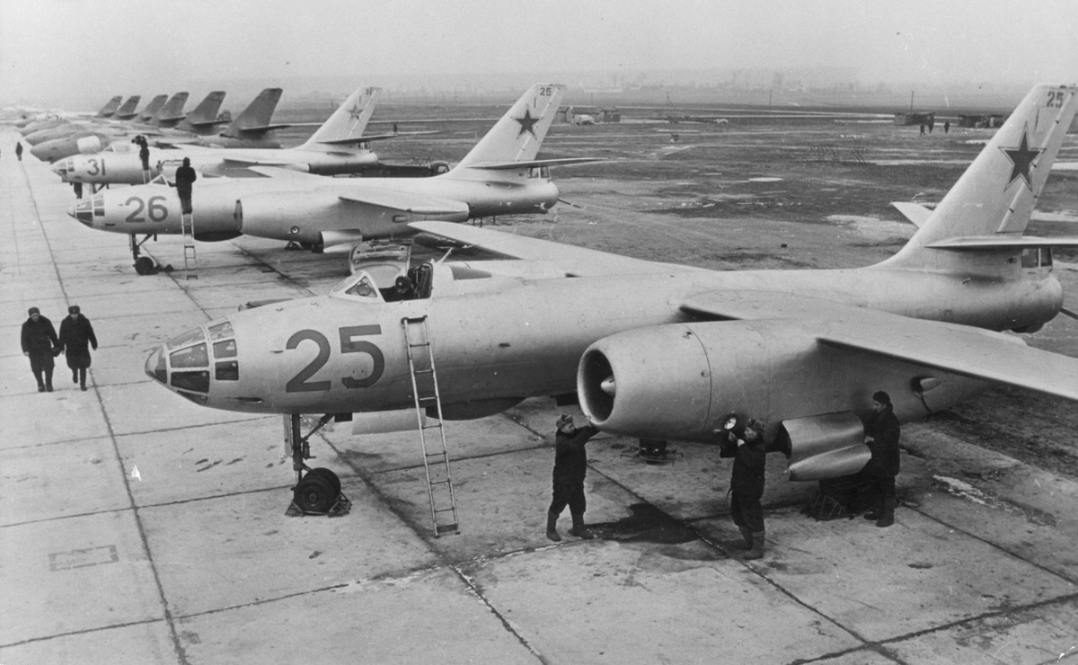 Полк бомбардировщиков Ил-28
Источник: war-book.ru