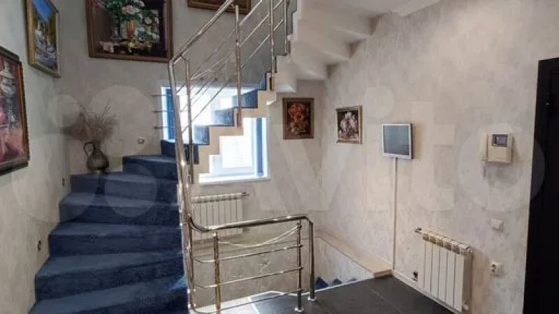     Коттедж продают в Барнауле. «Авито»