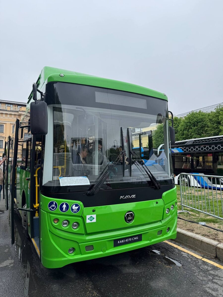    КаВЗ-4270   
КаВЗ