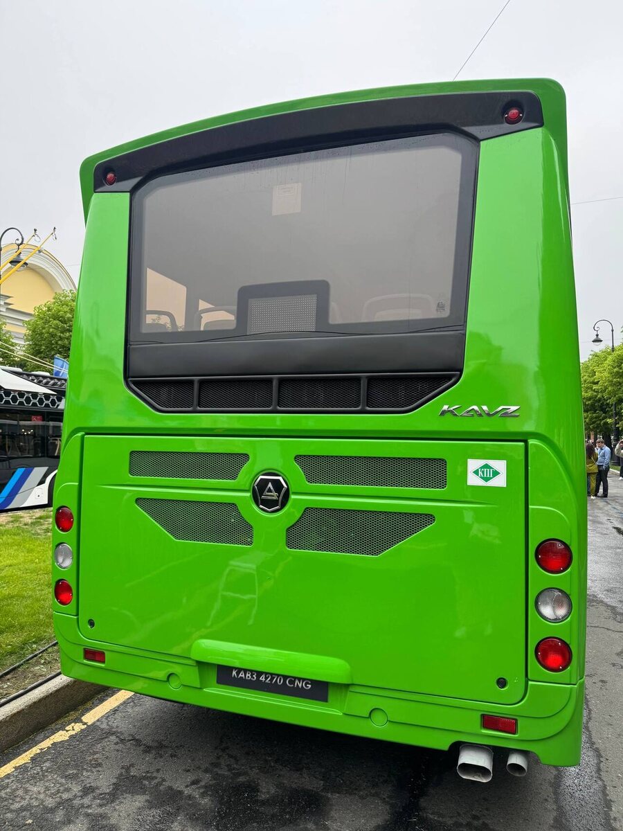    КаВЗ-4270   
КаВЗ