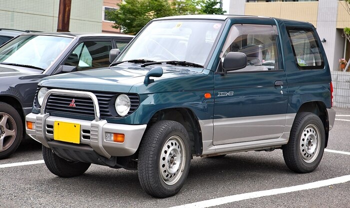 Mitsubishi Pajero Mini VR-II весма проходим на бездорожье. Фото: automoli.com