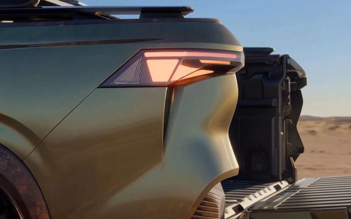 Renault рассекретила новый пикап NiagaraКомпактный грузовичок Renault Niagara покажут 10 сентября
📷
📷
📷
