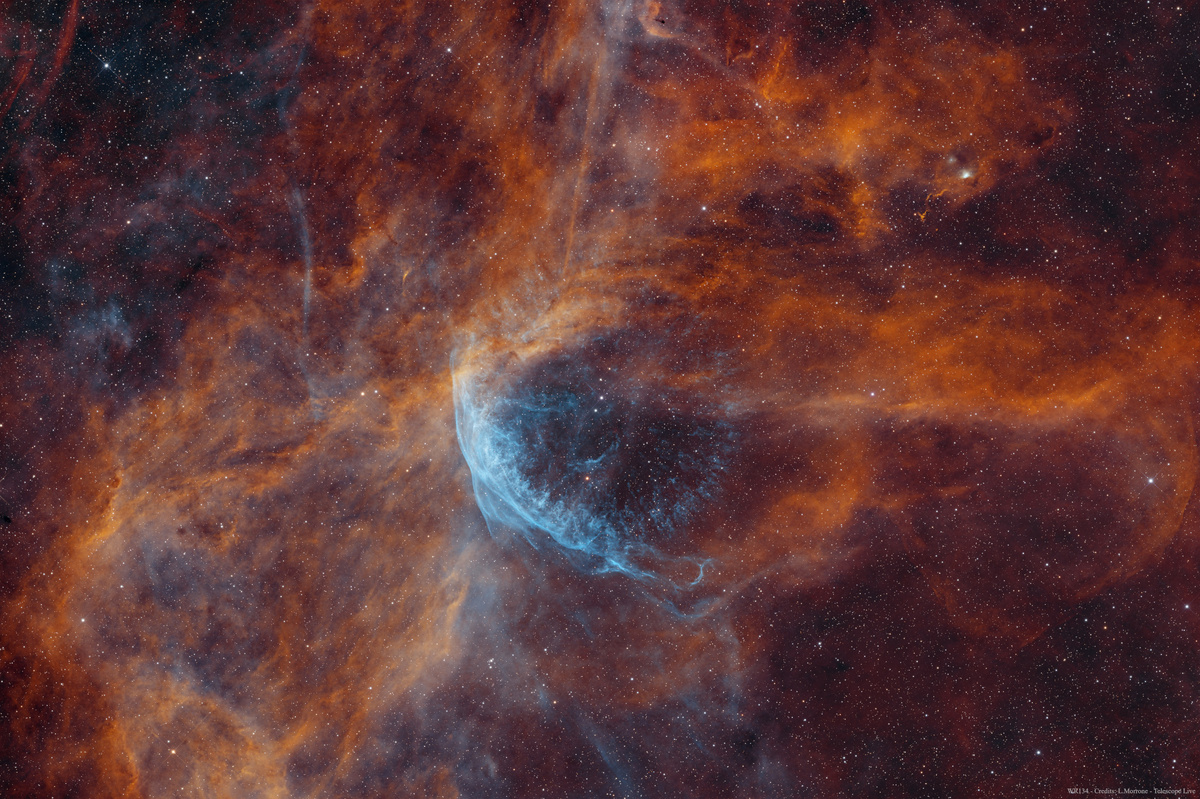 Звезда WR 134. Источник: Luigi Morrone and Telescope Live