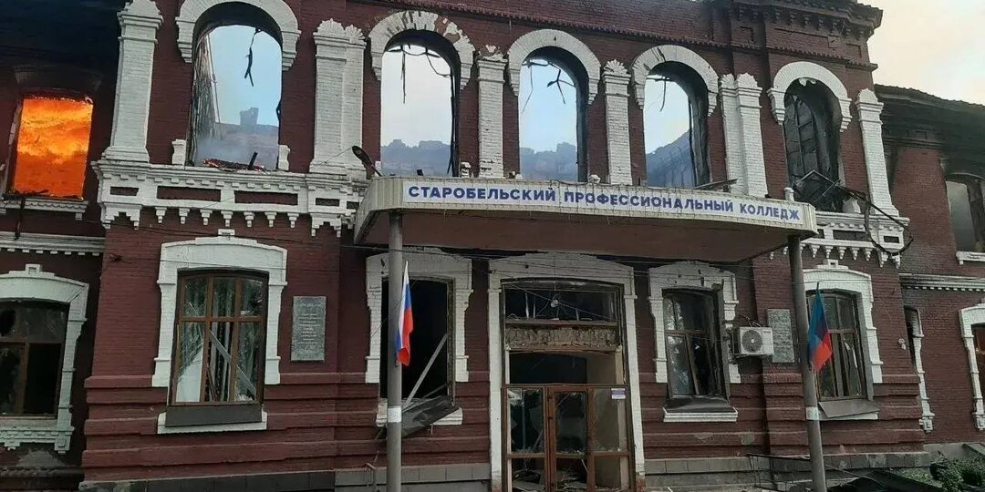 Число погибших при атаке ВСУ на общежитие в ЛНР выросло до 16