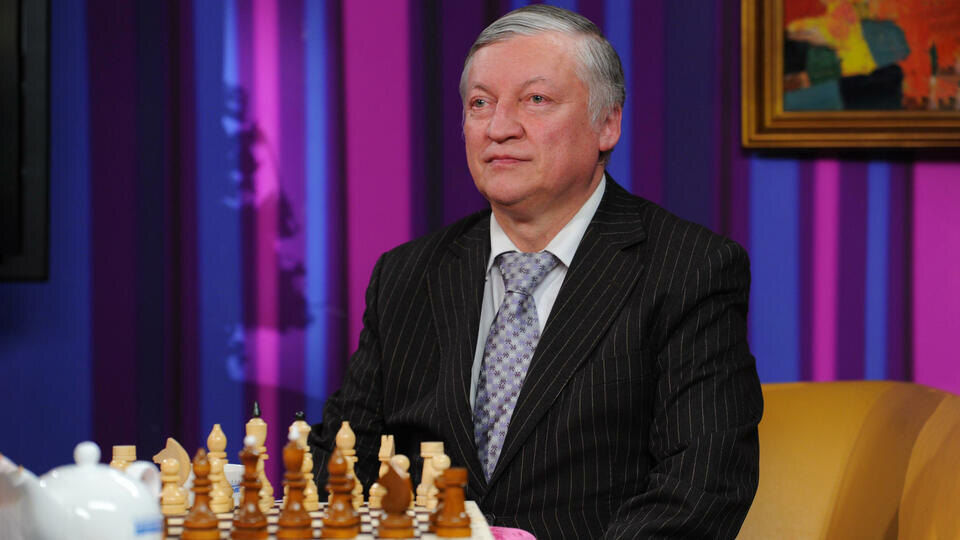     Путин отметил вклад Карпова в продолжение традиций шахматной школы России www.globallookpress.com/Komsomolskaya Pravda