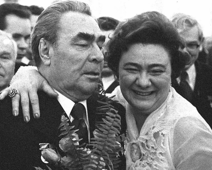 Галина Брежнева с отцом