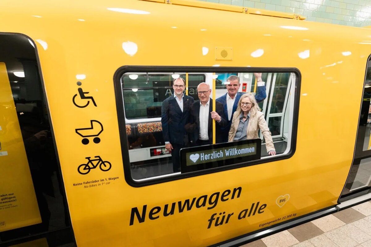  Поезд метро серии J производства Stadler на линии U5 в Берлине. Источник: BVG