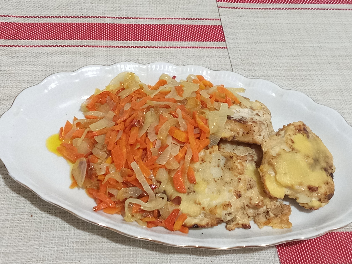  Рыба в кляре с овощами