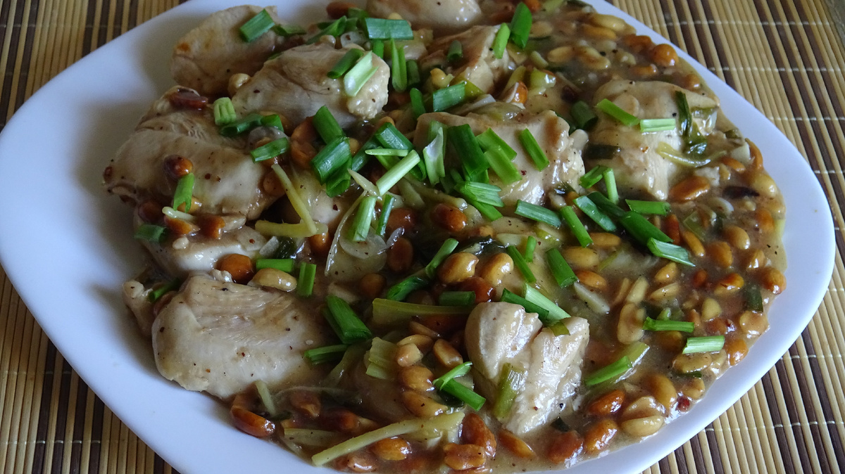 Курица с арахисом. Курица гунбао.