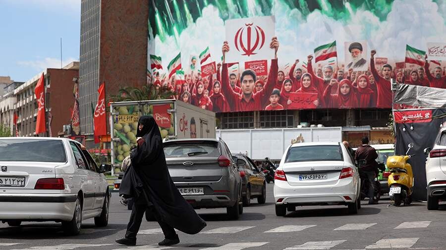    Фото: TASS/EPA/ABEDIN TAHERKENAREH
