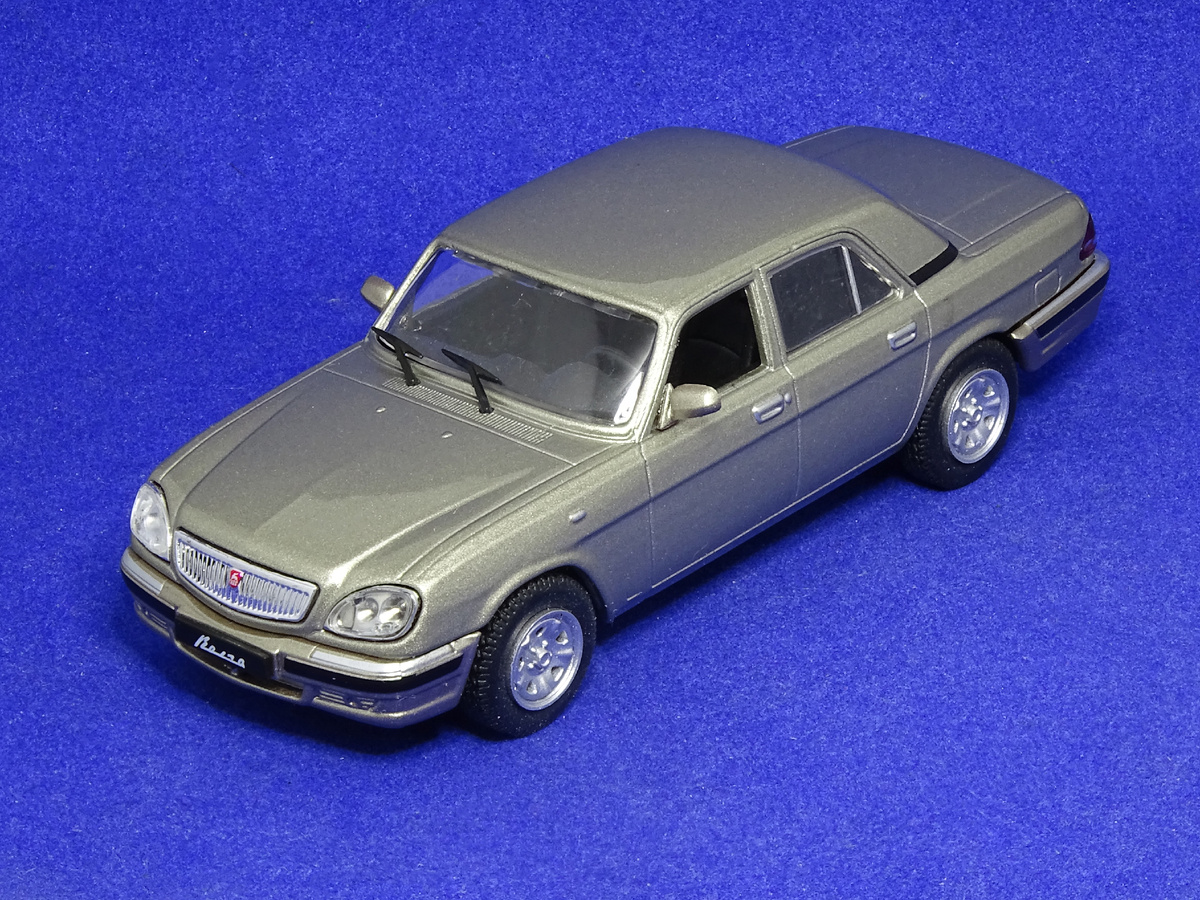 Рис. 1. Модель автомобиля ГАЗ-31105 «Волга» из журнальной серии Автолегенды СССР и соц. стран от Deagostini