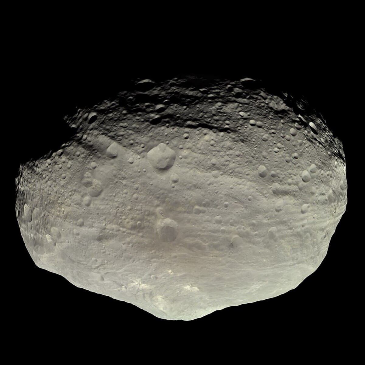   Крупнейший известный астероид — Веста / © NASA / JPL / MPS / DLR / IDA / Björn Jónsson
