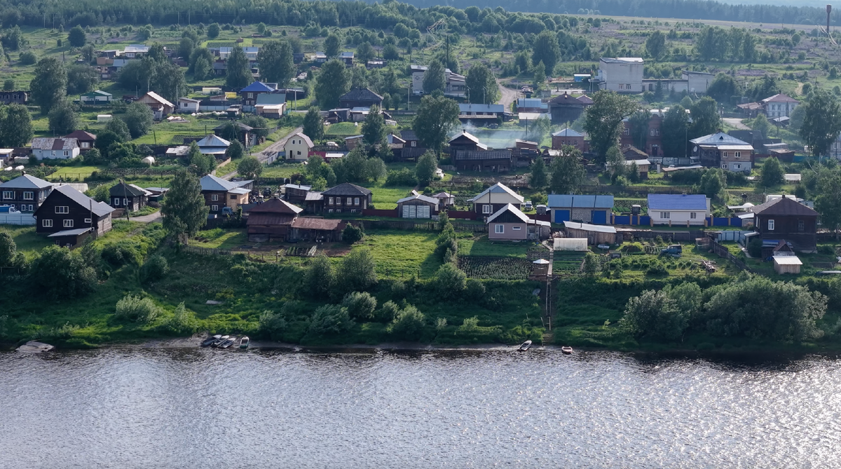 село Покча на реке Колва