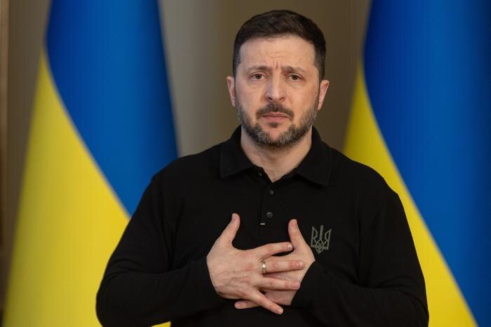 «Не бросайте нас одних!» Зеленский попросил у Запада защиты после удара возмездия Армии России