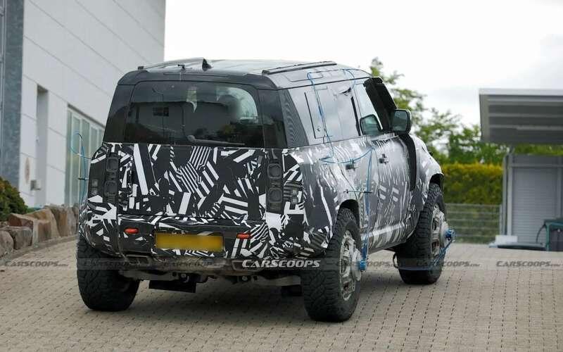 Land Rover Defender📷
