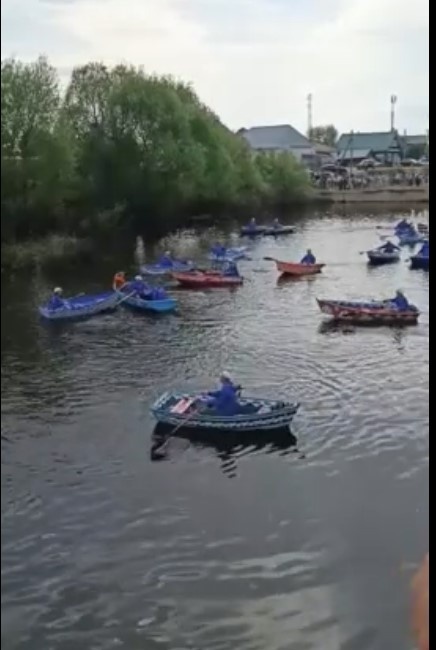 Вальс лодок в Холуе из личного архива 