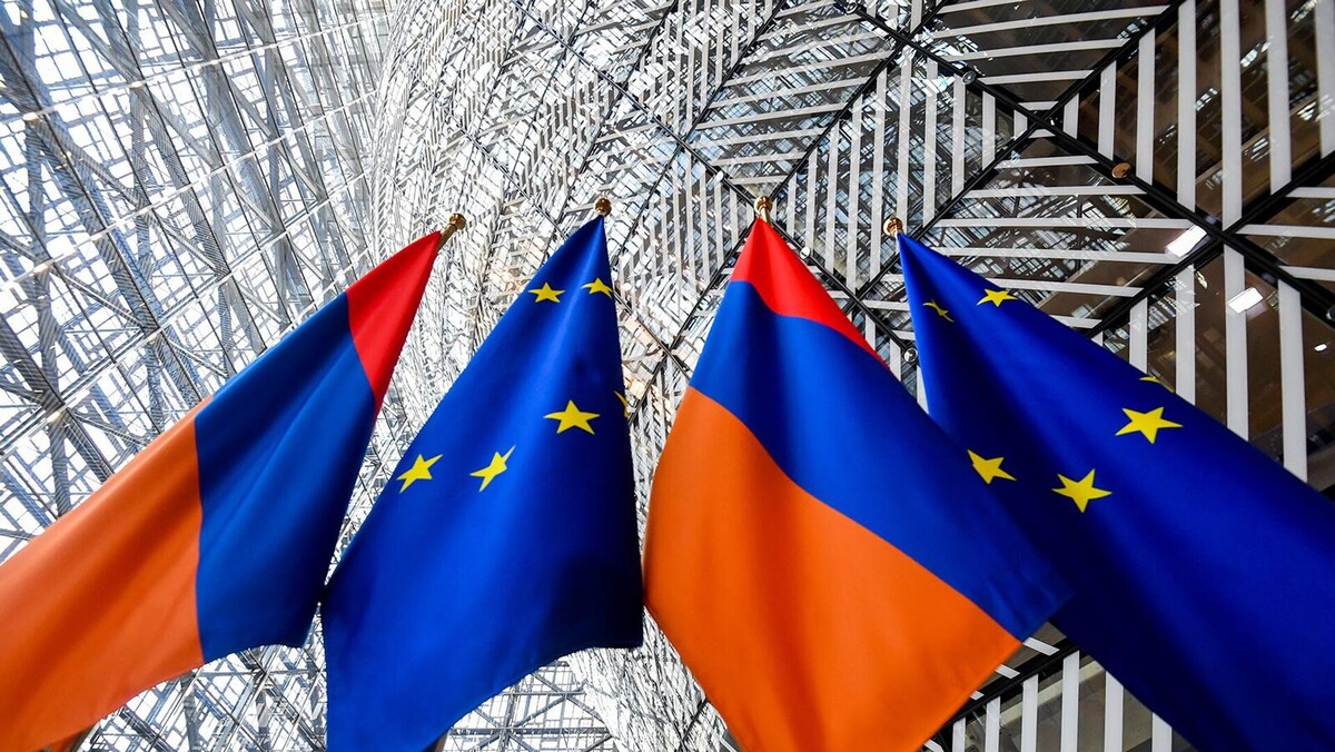 © European Union