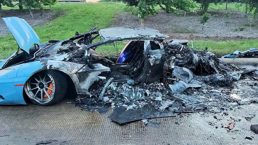 Еще вчера ЭТО было Lamborghini Aventador S...